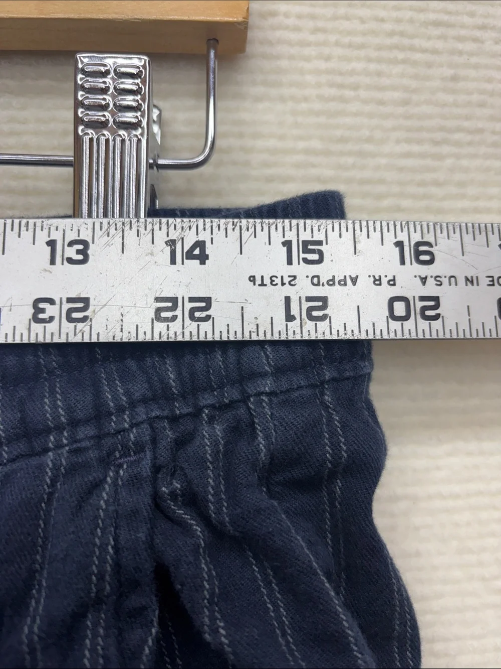 Abercrombie & Fitch medium Men's Navy Pinstripe Jogger Pants